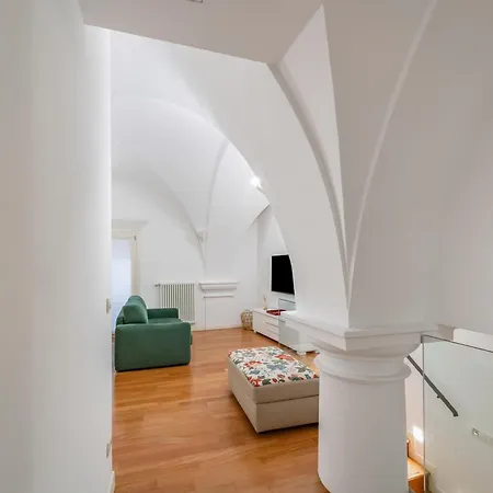 Modern Flat - Borgonuovo 23